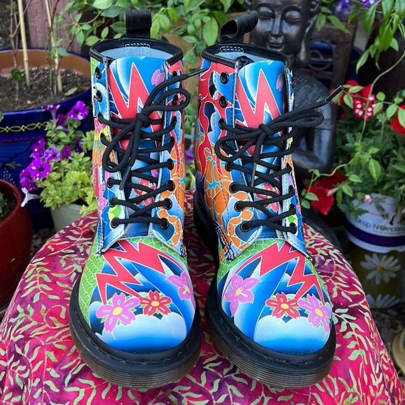 Like New Dr. Martens Psychedelic 1460W Boots - Picture 6 of 16